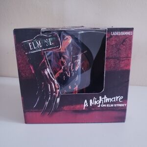 Nightmare On ELM STREET NIB Ceramic Mug & Crew Socks - Ladies O/S